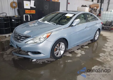 2011 Hyundai Sonata Limited z USA, uszkodzony, nr VIN 5NPEC4AC2BH137234